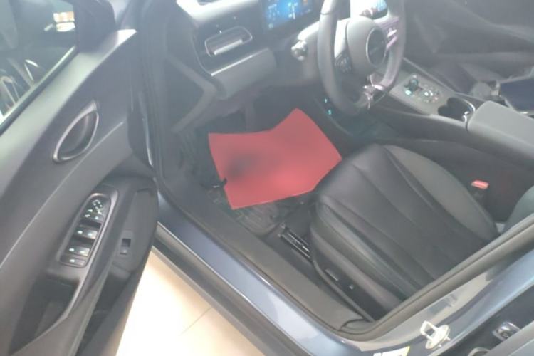Used BYD Seal 06 New Energy 2025 DM-i Smart Drive 80KM Prestige Model Driver Seat