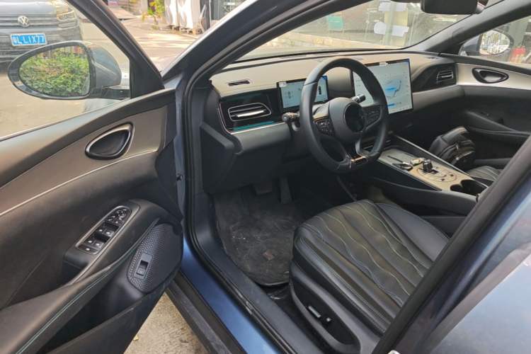 Used BYD Seal 06 New Energy 2025 DM-i Intelligent Drive 120KM Flagship Model Driver Seat