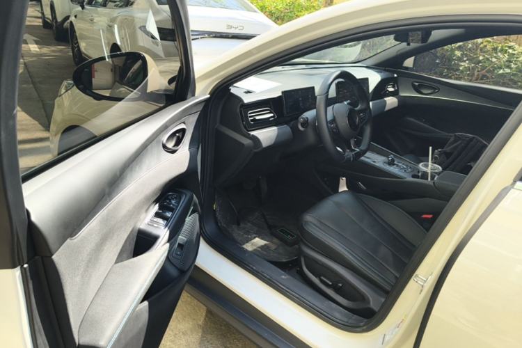 Used BYD Seal 06 New Energy 2025 DM-i Smart Drive 120KM Deluxe Model Driver Seat