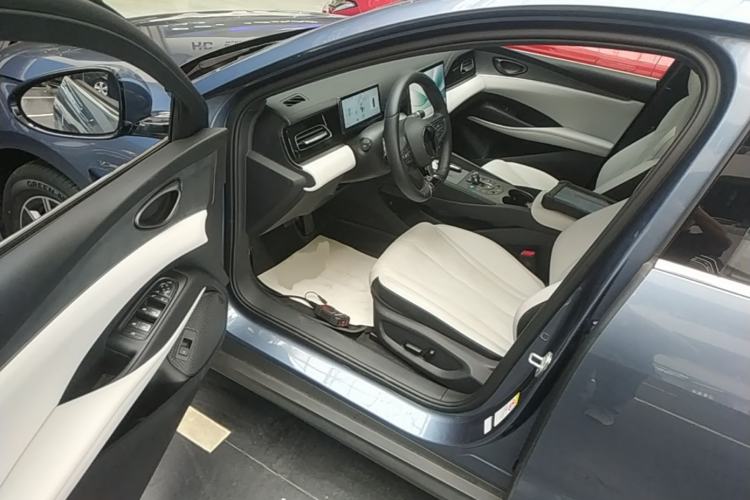 Used BYD Seal 06 New Energy 2025 DM-i Smart Drive 120KM Deluxe Model Driver Seat