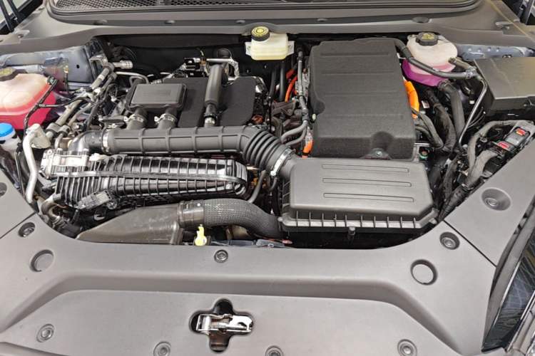 Used BYD Seal 06 New Energy 2025 DM-i Smart Drive 120KM Deluxe Model Engine Bay