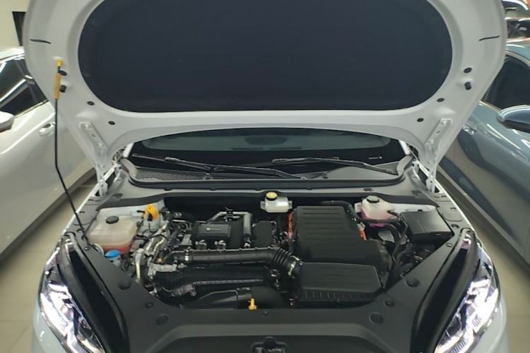 Used BYD Seal 06 New Energy 2025 DM-i Smart Drive 80KM Luxury Model Engine Bay