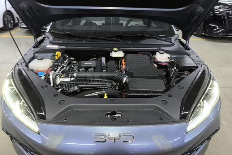 Used BYD Seal 06 New Energy 2025 DM-i Smart Drive 80KM Luxury Model Engine Bay