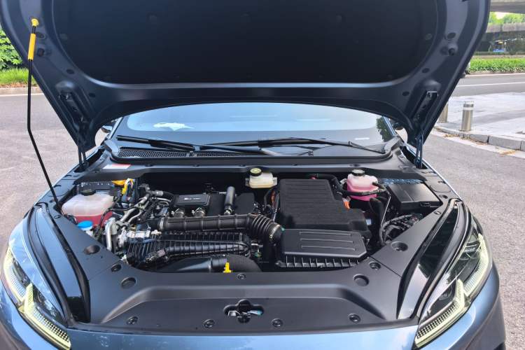 Used BYD Seal 06 New Energy 2025 DM-i Smart Drive 80KM Prestige Model Engine Bay