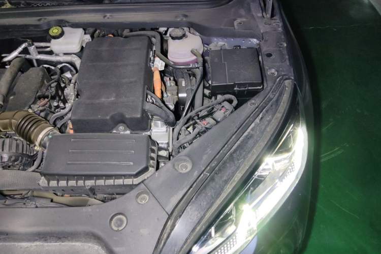 Used BYD Seal 06 New Energy 2025 DM-i Smart Drive 120KM Prestige Model Engine Bay Left