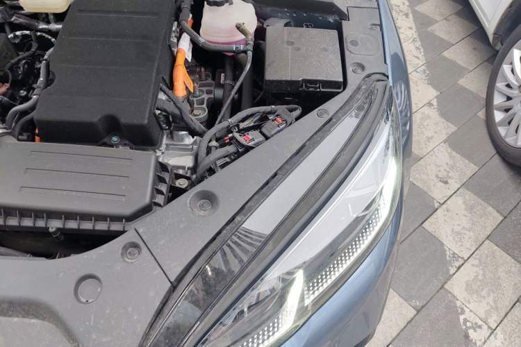 Used BYD Seal 06 New Energy 2025 DM-i Smart Drive 120KM Deluxe Model Engine Bay Left