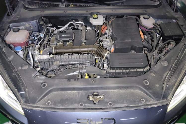 Used BYD Seal 06 New Energy 2025 DM-i Smart Drive 120KM Prestige Model Engine Bay