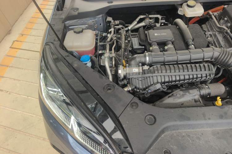 Used BYD Seal 06 New Energy 2025 DM-i Smart Drive 120KM Prestige Model Engine Bay Right