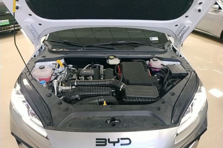 Used BYD Seal 06 New Energy 2025 DM-i Smart Drive 80KM Luxury Model Engine Bay