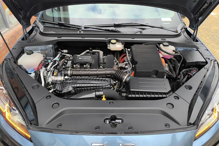 Used BYD Seal 06 New Energy 2025 DM-i Smart Drive 120KM Prestige Model Engine Bay