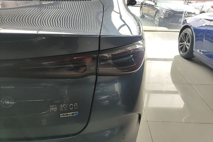 Used BYD Seal 06 New Energy 2025 DM-i Smart Drive 80KM Luxury Model Exterior 3