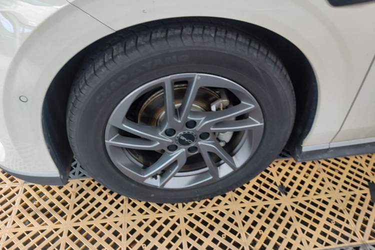 Used BYD Seal 06 New Energy 2025 EV 545KM Premium Edition Exterior 4