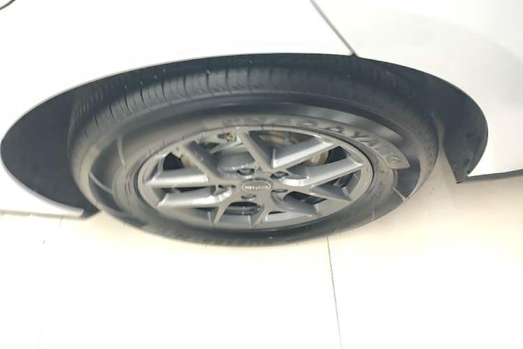 Used BYD Seal 06 New Energy 2025 DM-i Smart Drive 80KM Luxury Model Exterior 5