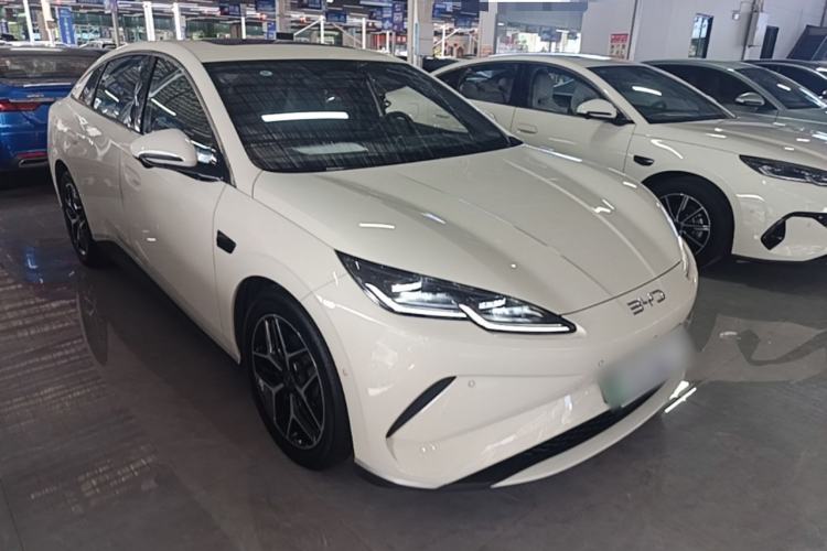 Used BYD Seal 06 New Energy 2025 EV 545KM Flagship Edition Front Right 45 Deg