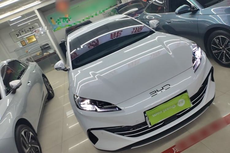 Used BYD Seal 06 New Energy 2025 DM-i Smart Drive 80KM Luxury Model Front Right 45 Deg