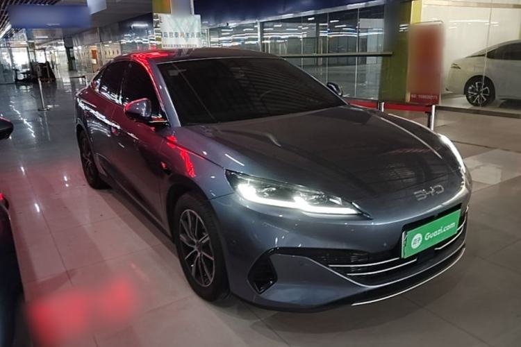Used BYD Seal 06 New Energy 2025 DM-i Smart Drive 120KM Prestige Model Front Right 45 Deg