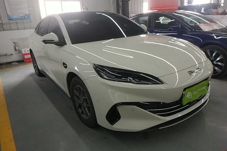 Used BYD Seal 06 New Energy 2025 DM-i Smart Drive 80KM Luxury Model Front Right 45 Deg