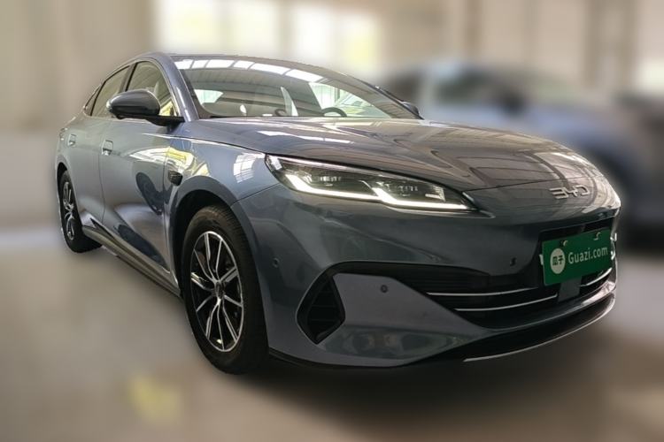 Used BYD Seal 06 New Energy 2025 DM-i Smart Drive 120KM Deluxe Model Front Right 45 Deg