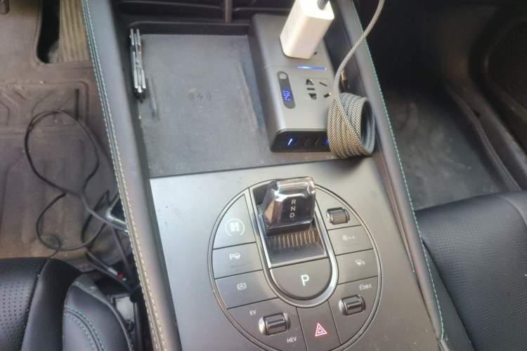 Used BYD Seal 06 New Energy 2025 DM-i Smart Drive 120KM Deluxe Model Gear Lever