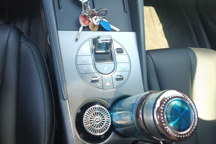 Used BYD Seal 06 New Energy 2025 DM-i Smart Drive 120KM Prestige Model Gear Lever