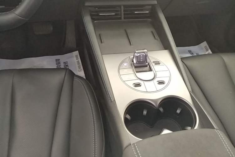 Used BYD Seal 06 New Energy 2025 DM-i Smart Drive 120KM Prestige Model Gear Lever