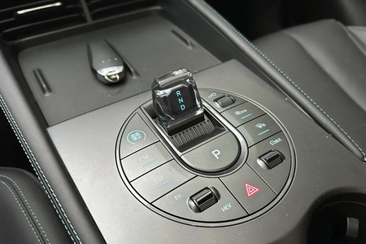Used BYD Seal 06 New Energy 2025 DM-i Smart Drive 120KM Prestige Model Gear Lever