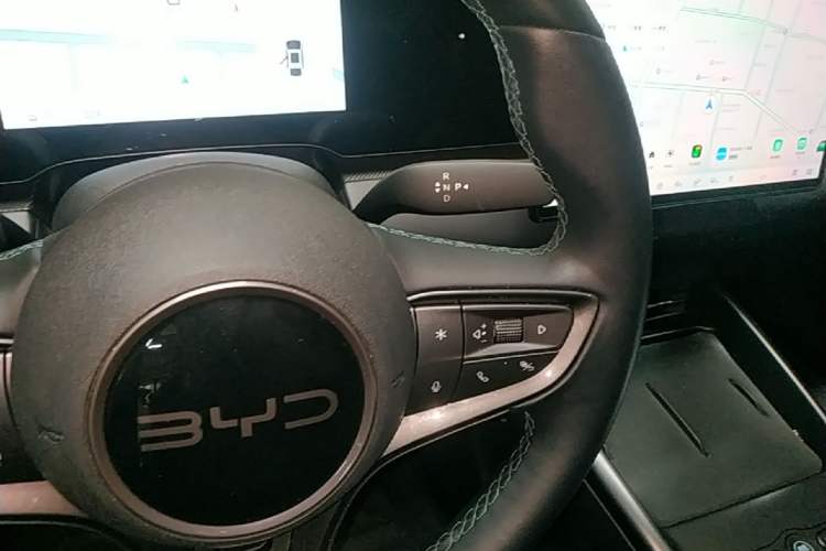 Used BYD Seal 06 New Energy 2025 EV 470KM Prestige Edition Gear Lever