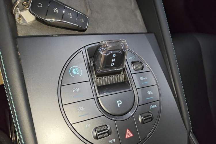 Used BYD Seal 06 New Energy 2025 DM-i Smart Drive 120KM Deluxe Model Gear Lever