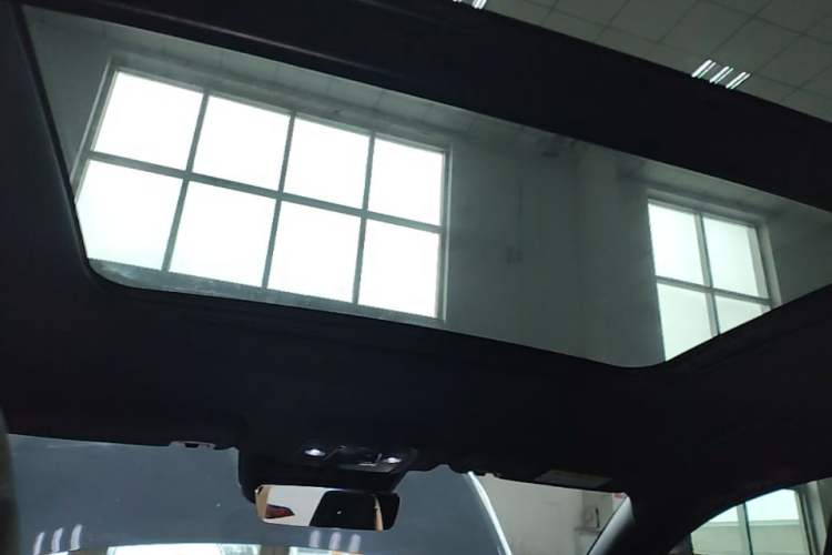 Used BYD Seal 06 New Energy 2025 DM-i Smart Drive 80KM Prestige Model Headliner