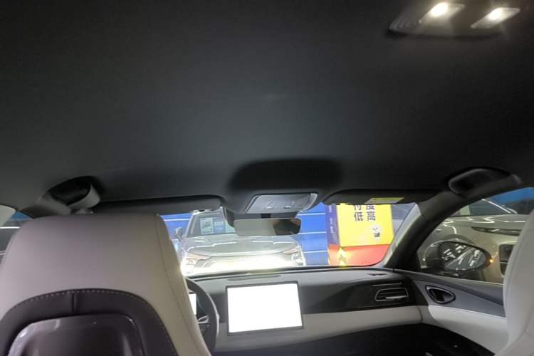 Used BYD Seal 06 New Energy 2025 DM-i Smart Drive 80KM Luxury Model Headliner