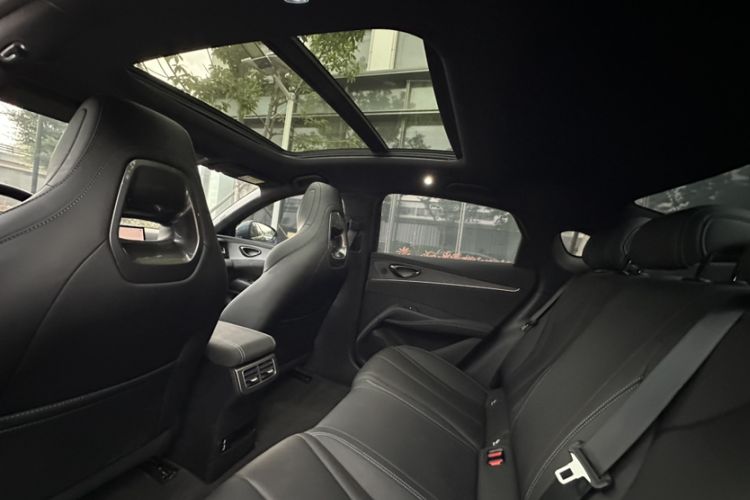 Used BYD Seal 06 New Energy 2025 DM-i Smart Drive 120KM Prestige Model Headliner