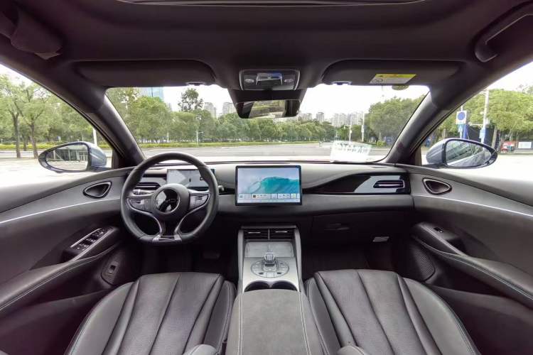 Used BYD Seal 06 New Energy 2025 DM-i Smart Drive 120KM Deluxe Model Interior 1