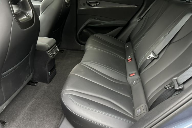 Used BYD Seal 06 New Energy 2025 DM-i Smart Drive 120KM Prestige Model Interior 1
