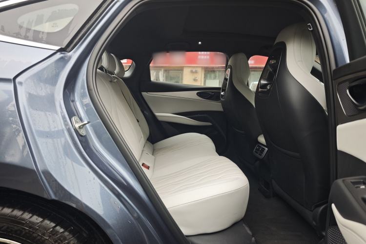 Used BYD Seal 06 New Energy 2025 DM-i Intelligent Drive 120KM Flagship Model Interior 2
