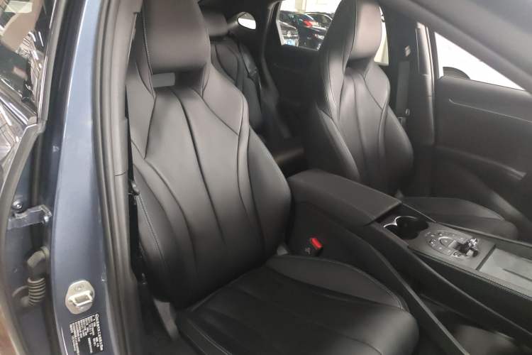 Used BYD Seal 06 New Energy 2025 DM-i Smart Drive 120KM Deluxe Model Interior 2