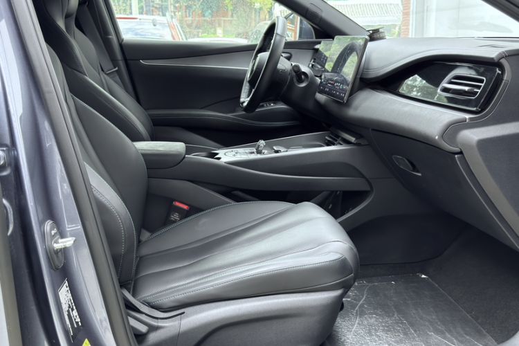 Used BYD Seal 06 New Energy 2025 DM-i Smart Drive 80KM Luxury Model Interior 9