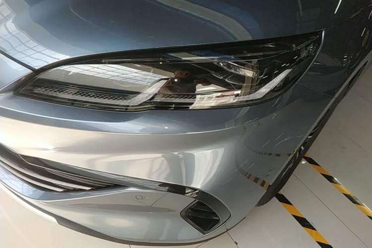 Used BYD Seal 06 New Energy 2025 DM-i Smart Drive 120KM Deluxe Model Left Front Headlight