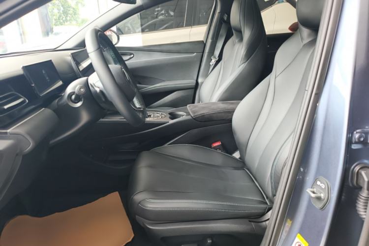 Used BYD Seal 06 New Energy 2025 DM-i Smart Drive 120KM Prestige Model Left Front Seat