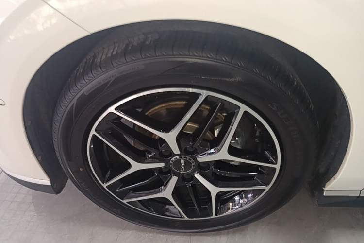 Used BYD Seal 06 New Energy 2025 EV 545KM Flagship Edition Left Front Wheel Hub