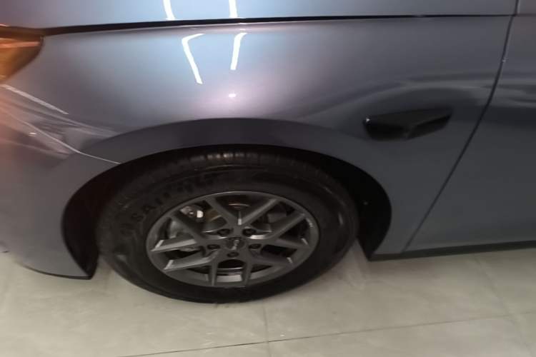 Used BYD Seal 06 New Energy 2025 DM-i Smart Drive 80KM Luxury Model Left Front Wheel Hub