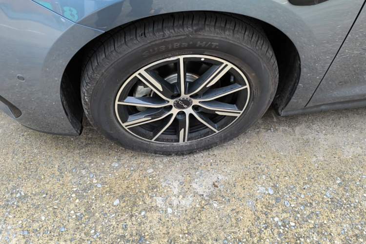 Used BYD Seal 06 New Energy 2025 DM-i Smart Drive 120KM Prestige Model Left Front Wheel Hub
