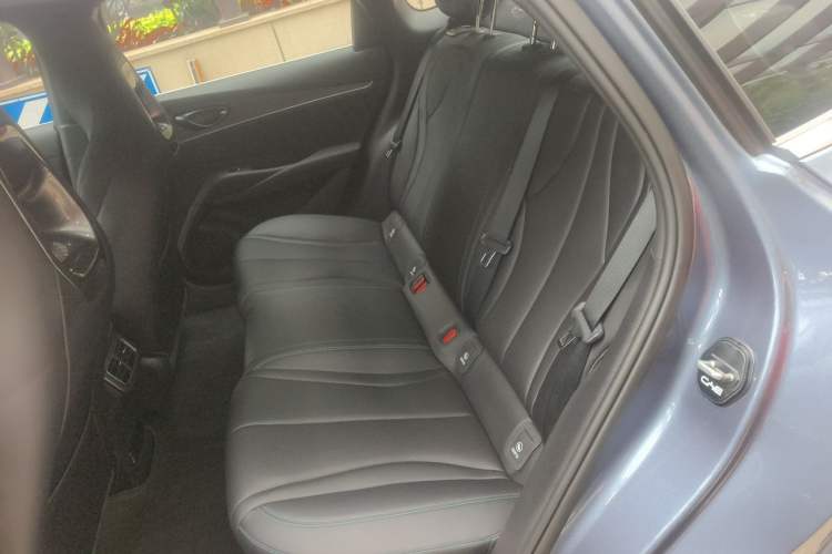 Used BYD Seal 06 New Energy 2025 DM-i Smart Drive 120KM Prestige Model Left Rear Seat