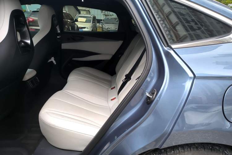 Used BYD Seal 06 New Energy 2025 DM-i Smart Drive 120KM Prestige Model Left Rear Seat