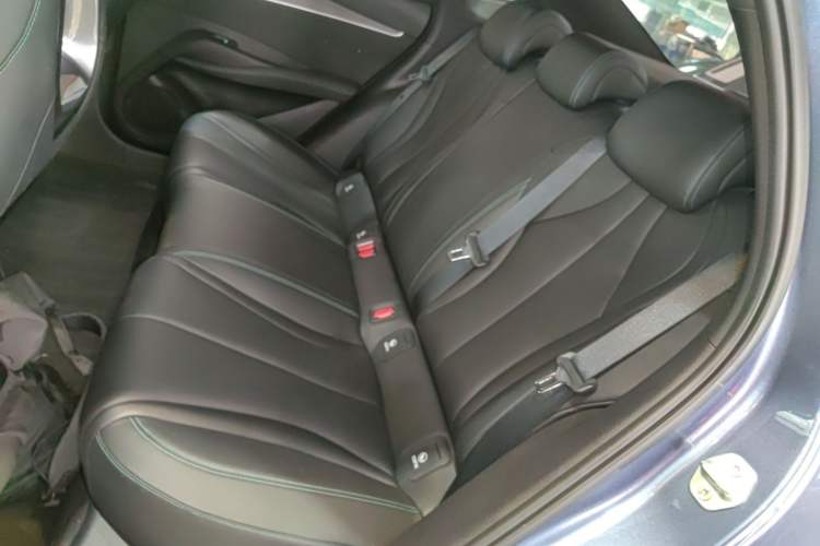 Used BYD Seal 06 New Energy 2025 DM-i Smart Drive 120KM Prestige Model Left Rear Seat