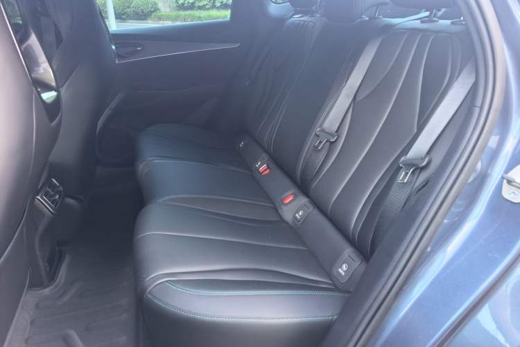 Used BYD Seal 06 New Energy 2025 DM-i Smart Drive 80KM Prestige Model Left Rear Seat