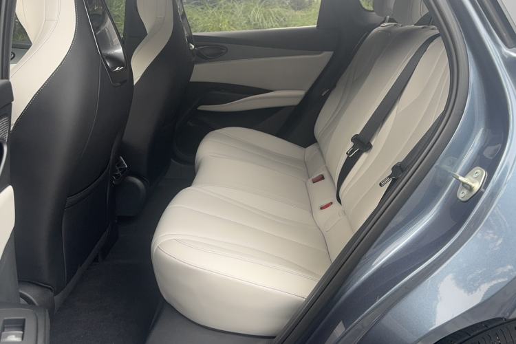 Used BYD Seal 06 New Energy 2025 DM-i Smart Drive 80KM Luxury Model Left Rear Seat