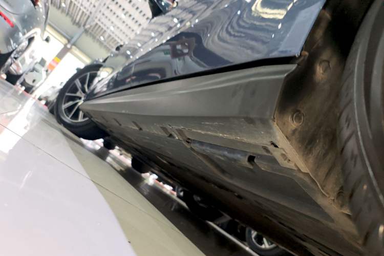 Used BYD Seal 06 New Energy 2025 DM-i Smart Drive 120KM Prestige Model Left Side Sill