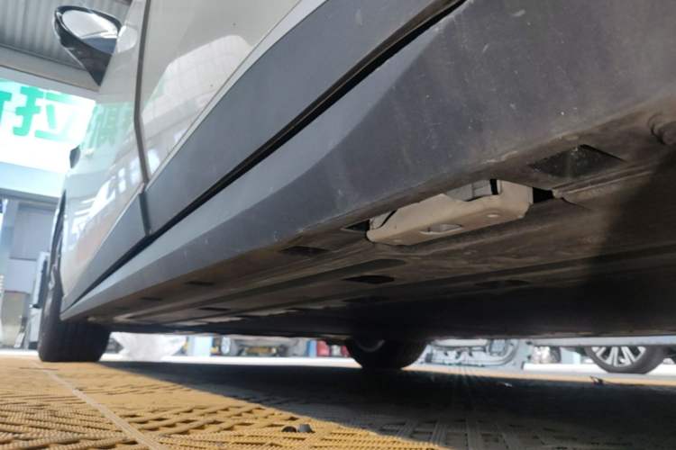 Used BYD Seal 06 New Energy 2025 EV 545KM Premium Edition Left Side Sill