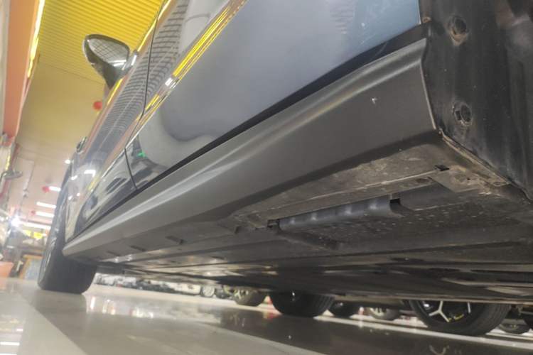 Used BYD Seal 06 New Energy 2025 DM-i Smart Drive 80KM Prestige Model Left Side Sill
