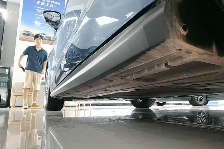 Used BYD Seal 06 New Energy 2025 DM-i Smart Drive 120KM Deluxe Model Left Side Sill